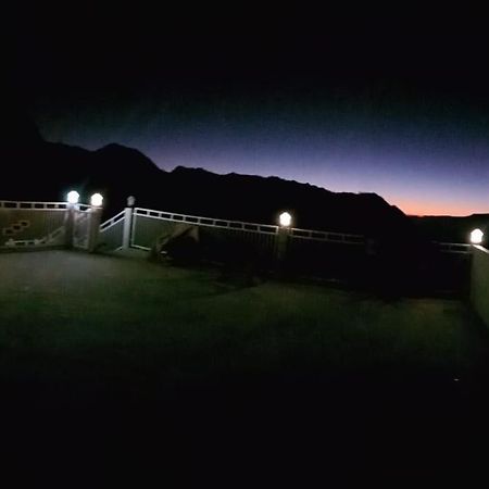 布罗莫奥迪科思旅馆酒店 外观 照片