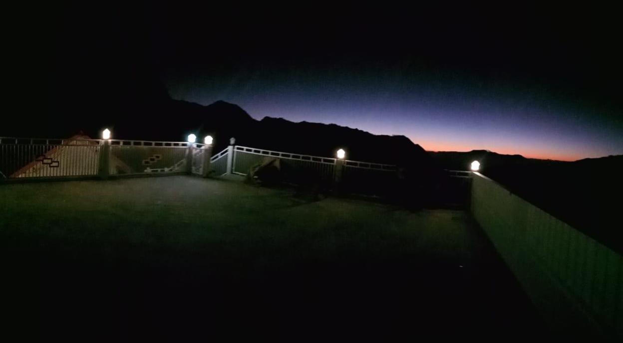 布罗莫奥迪科思旅馆酒店 外观 照片